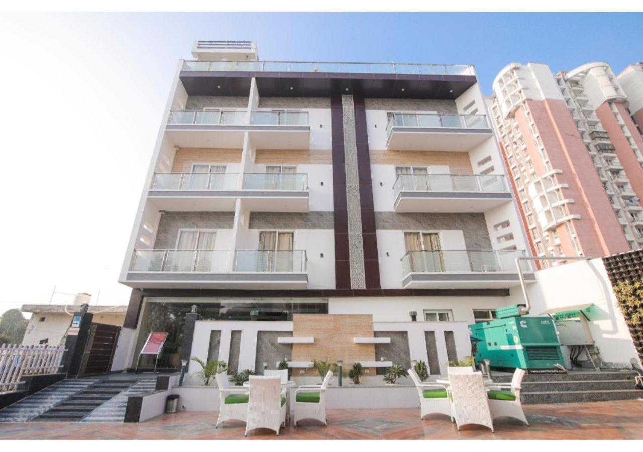 Bed and Breakfast Kusum House Greater Noida Exterior foto